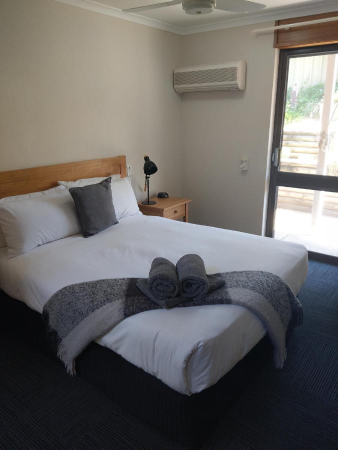 Henry'S Quirindi Hotel Buitenkant foto
